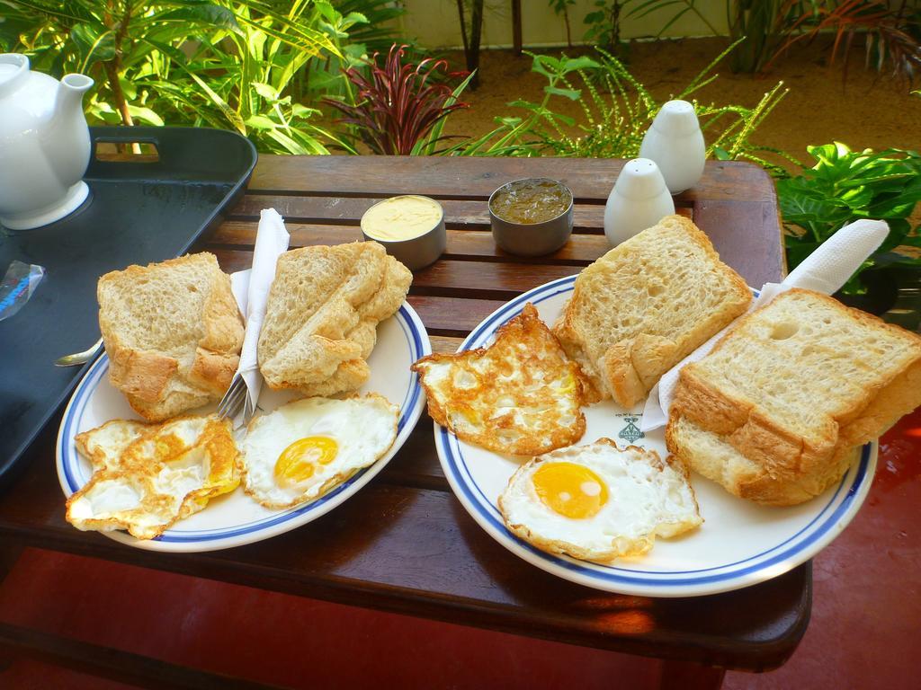 Surf & Sand Hotel Arugambay Vịnh Arugam Phòng bức ảnh